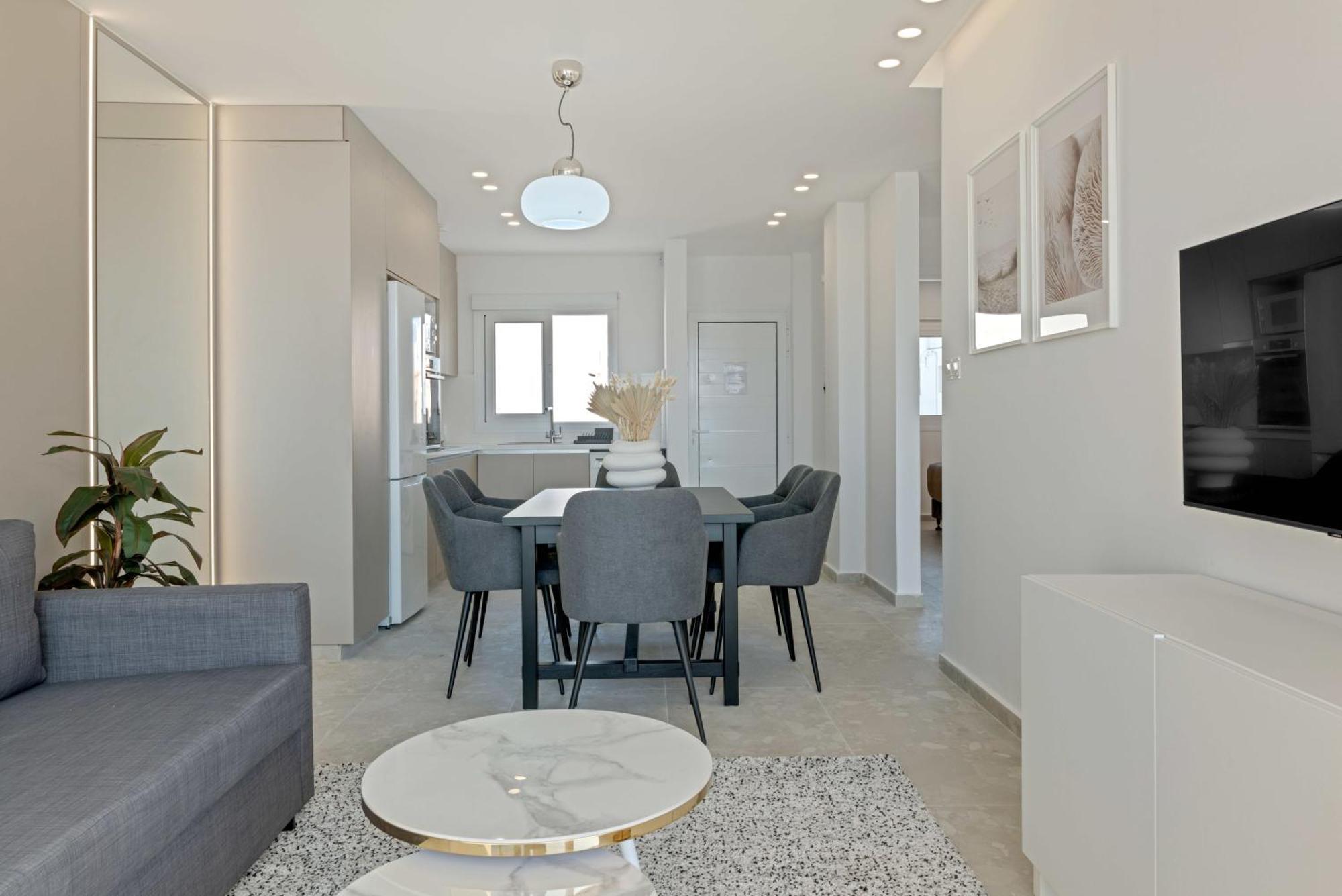 Phaedrus Living: Seaview Luxury Flat Limnaria 150 Lägenhet Paphos Exteriör bild