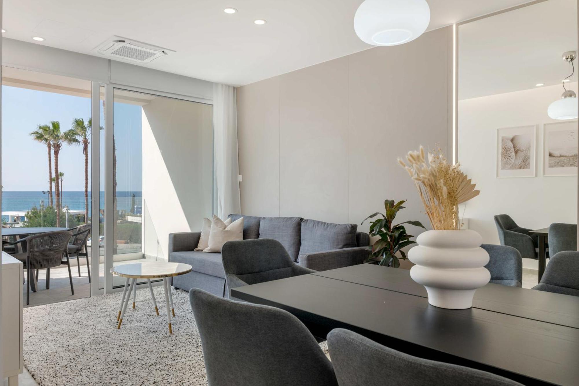 Phaedrus Living: Seaview Luxury Flat Limnaria 150 Lägenhet Paphos Exteriör bild